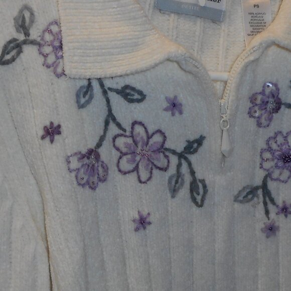 ALFRED DUNNER  women's top, sweater, purple and off white in color, sz PS - Picture 3 of 12